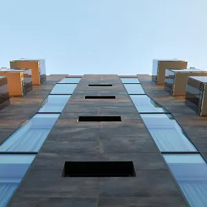 4* Hotel Glass House - Smart & Parking